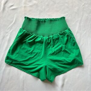 NWOT Medium Aerie Take It Easy Shorts Green Gathered Waist Lined Gym Track Bikin
